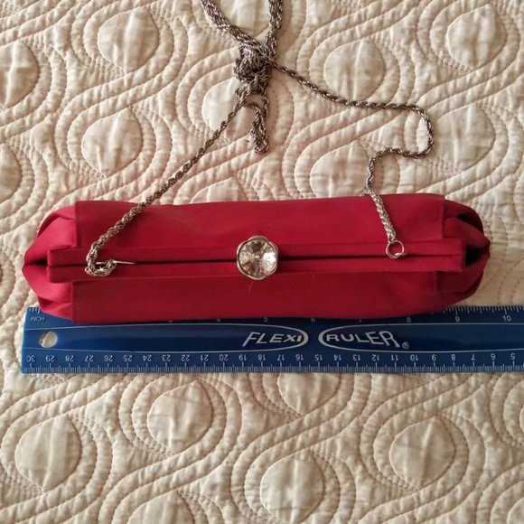 La Regale mini deep red evening bag with crystal closer. New with tags. - Picture 5 of 8